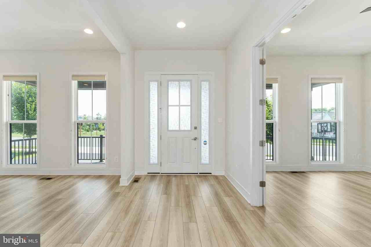 23747 Alton Ridge Pl - Photo 4 of 50
