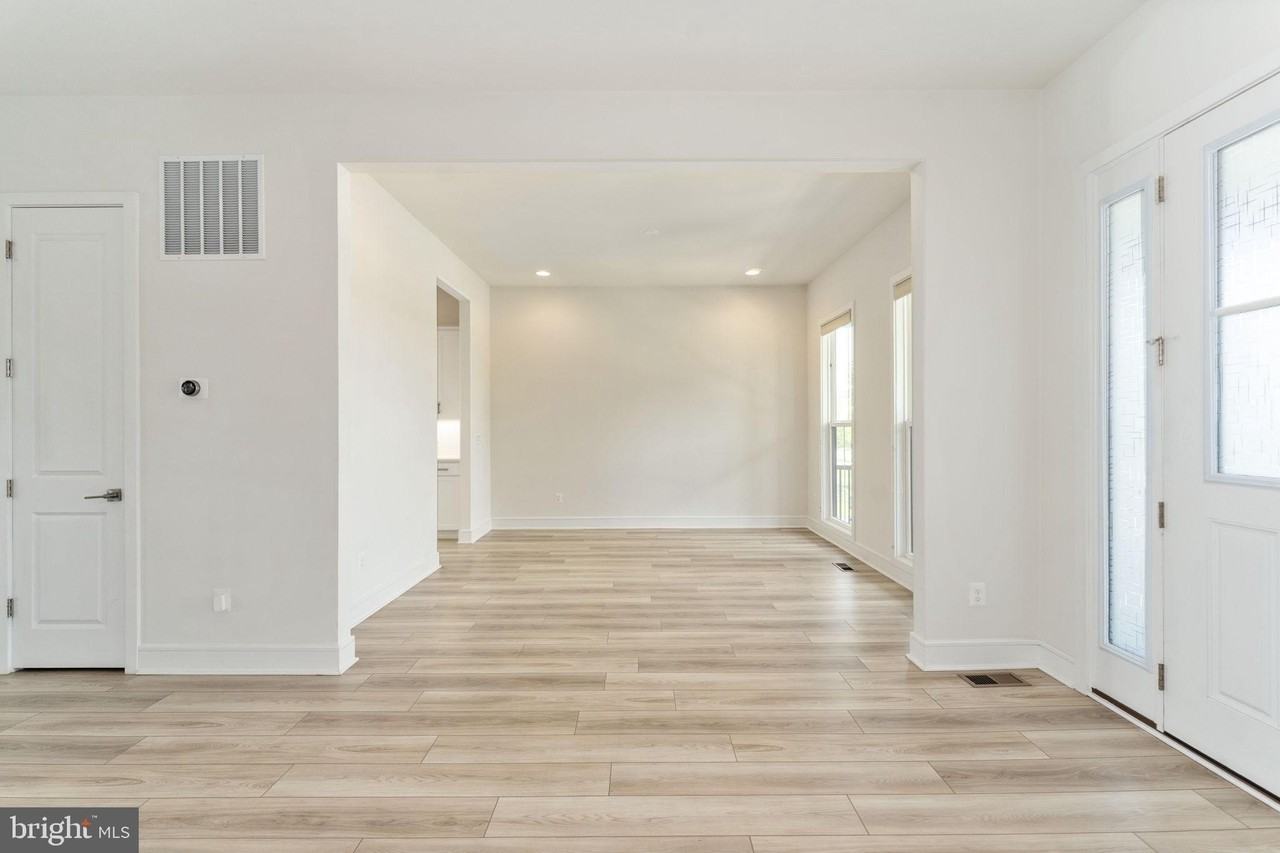 23747 Alton Ridge Pl - Photo 5 of 50