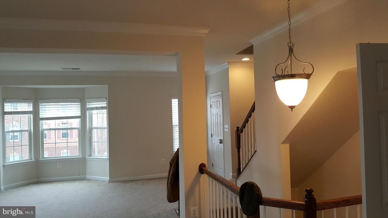 21616 Romans Dr - Photo 3 of 15