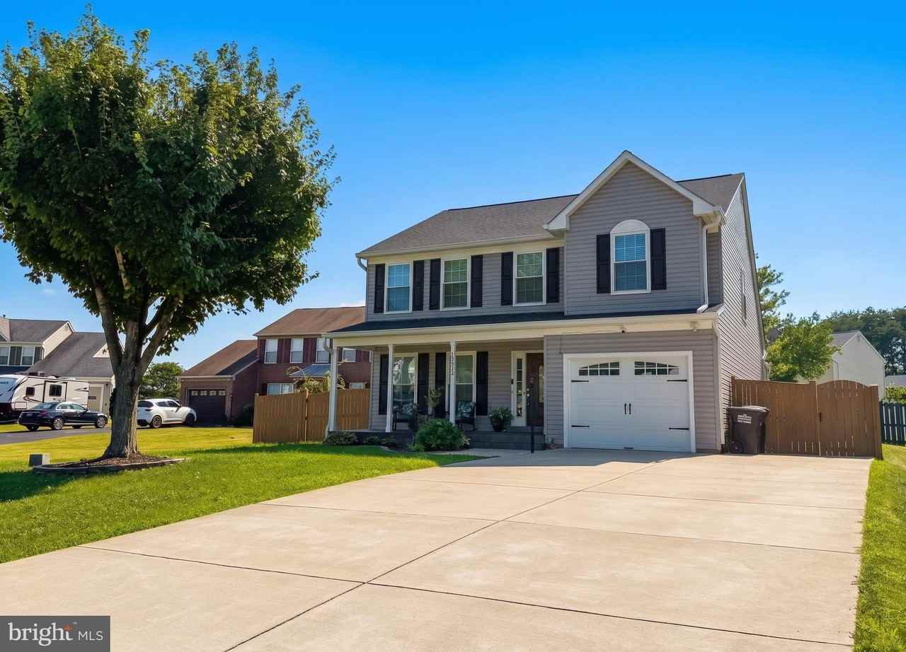13922 Rutgers Ct - Photo 7 of 50