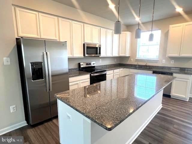 98 Extrovert Dr - Photo 2 of 31