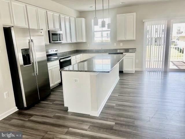 98 Extrovert Dr - Photo 3 of 31