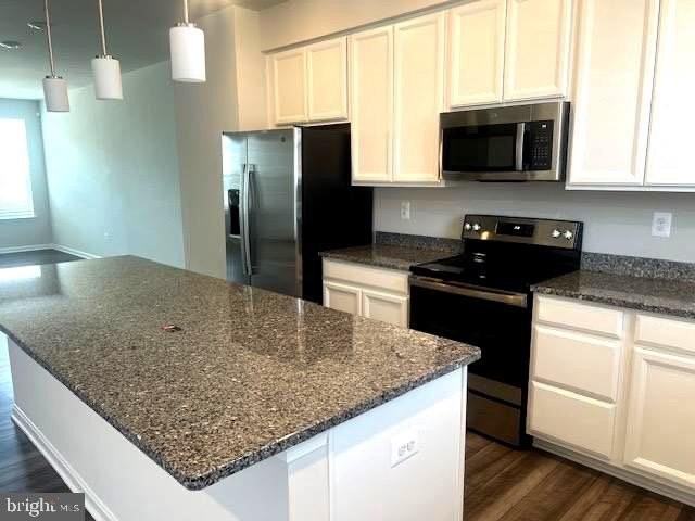 98 Extrovert Dr - Photo 4 of 31