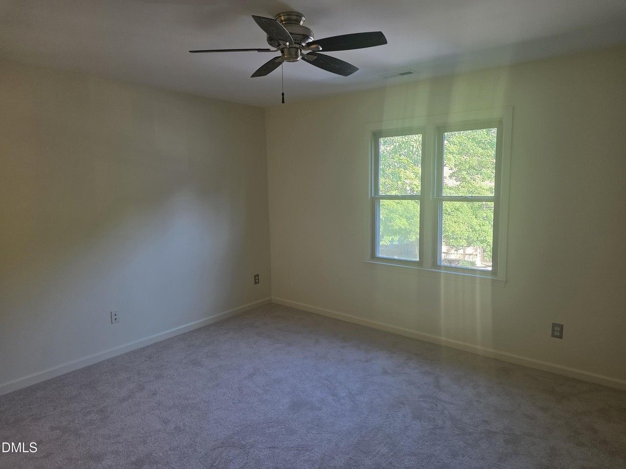 6550 Thetford Ct - Photo 6 of 16