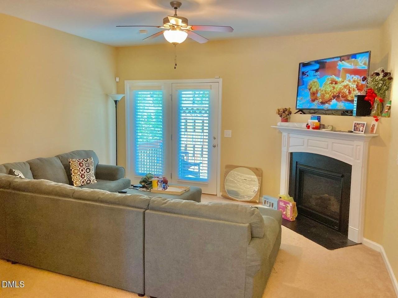 3006 Courtney Creek Blvd - Photo 4 of 10