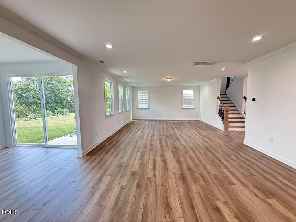 171 Yellow River Way - Photo 4 of 32
