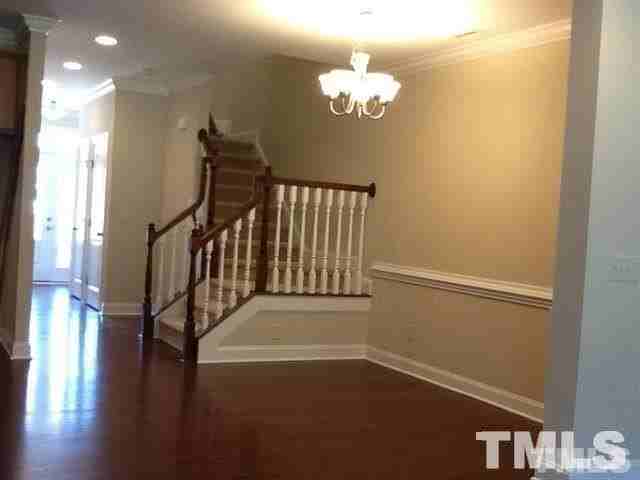 423 Talons Rest Way - Photo 3 of 11