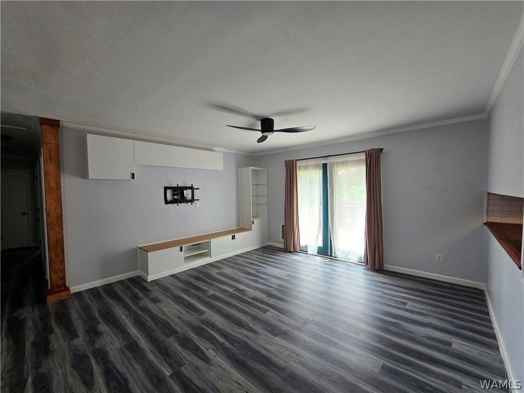 2212 Woodland Ter - Photo 2 of 24