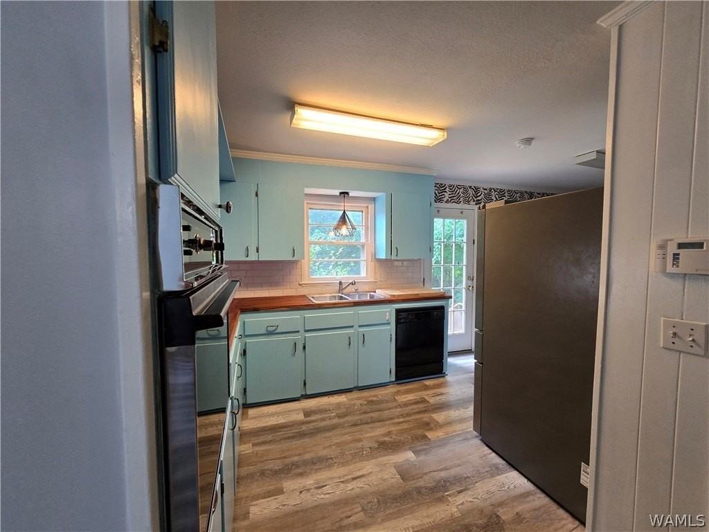 2212 Woodland Ter - Photo 6 of 24
