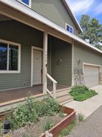 featured image of 1279 Flag Hollow Rd