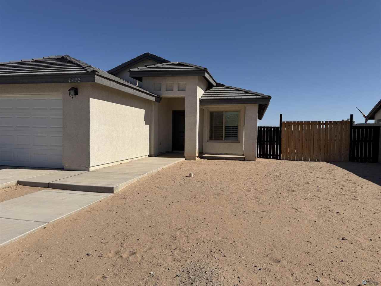 4792 E UDALL LN - Photo 2 of 18