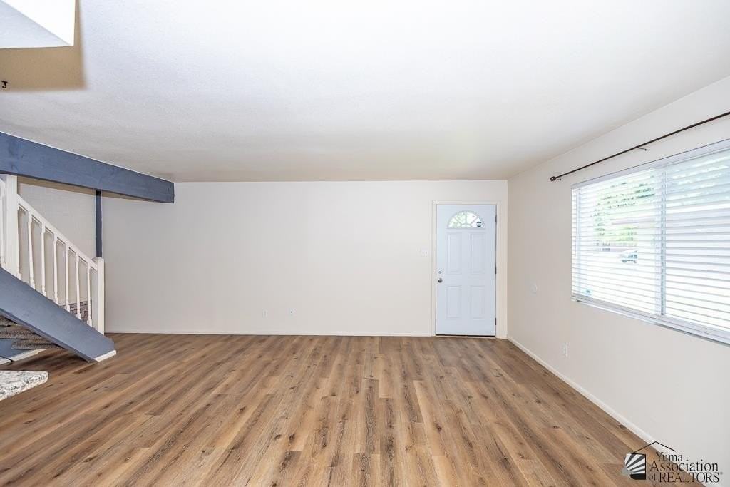 1242 W 20th Pl - Photo 3 of 13