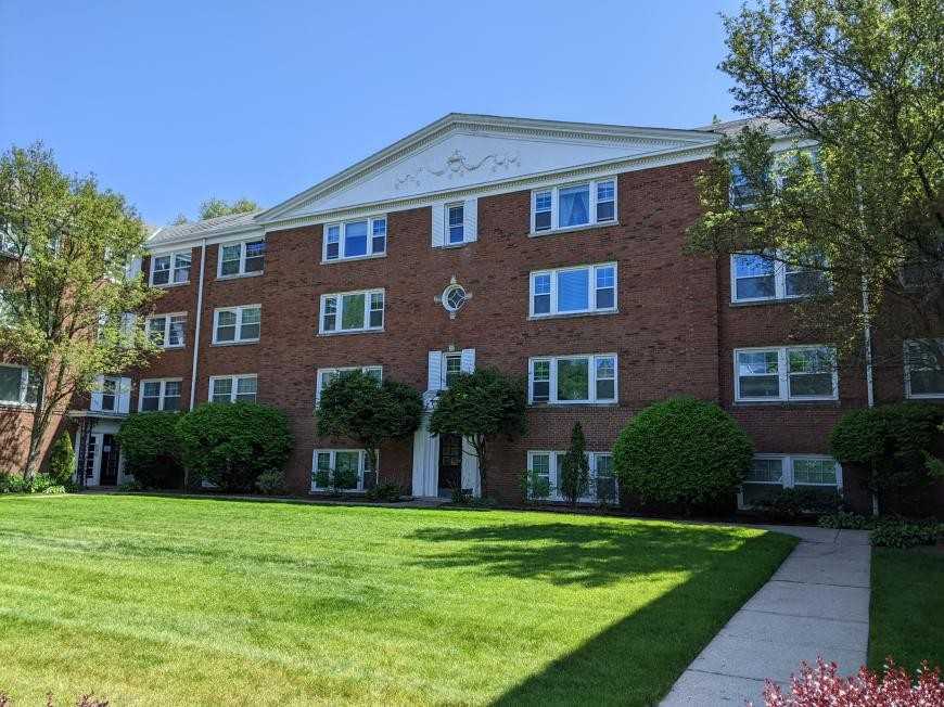 1216 Harvard Ter