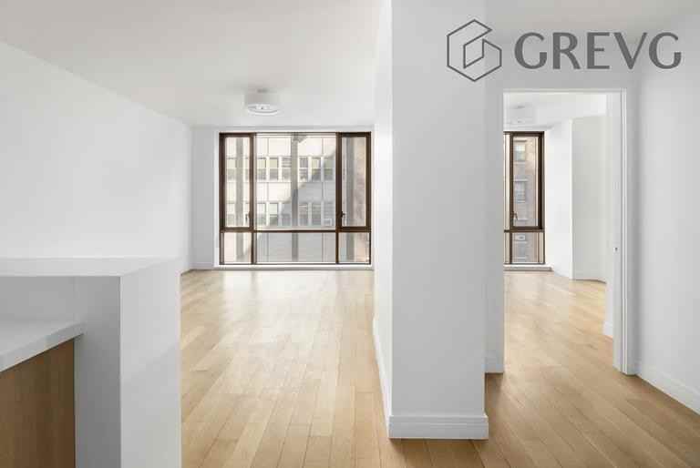 230 E 20th St - Photo 2 of 10