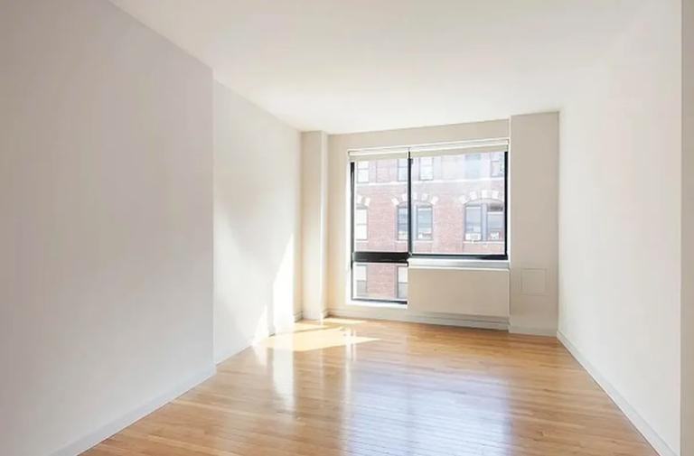 537 W 27th St - Photo 5 of 5