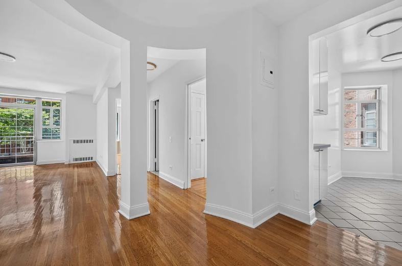 150 Greenway Ter - Photo 5 of 10