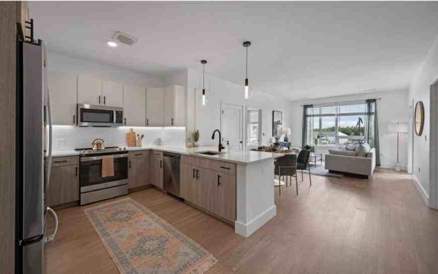 728 Broadway - Photo 6 of 6