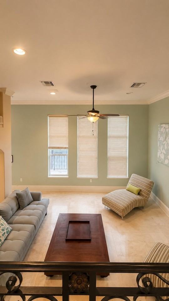 3035 Riomar St - Photo 7 of 28