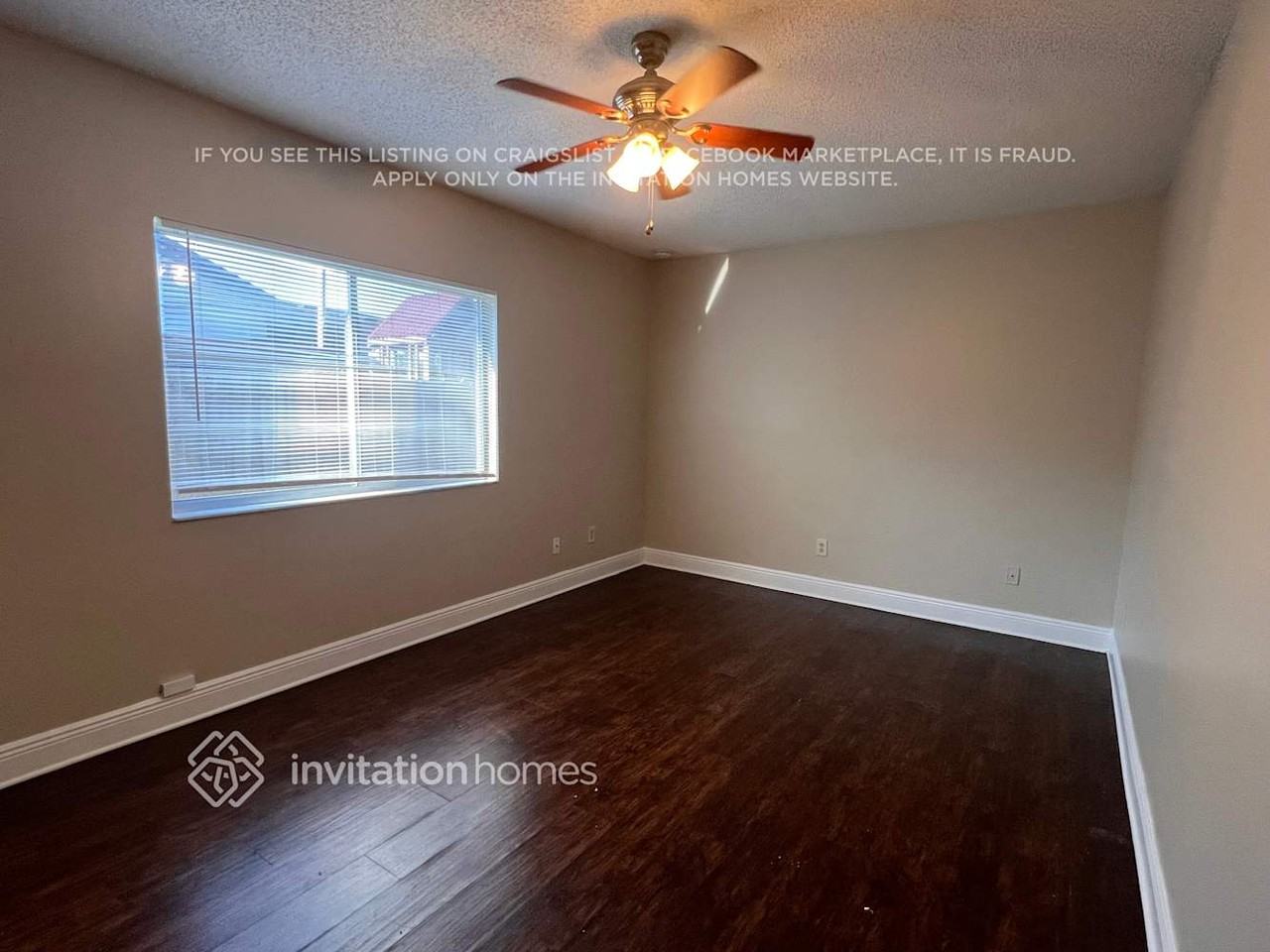 3925 Whittington Dr - Photo 2 of 13