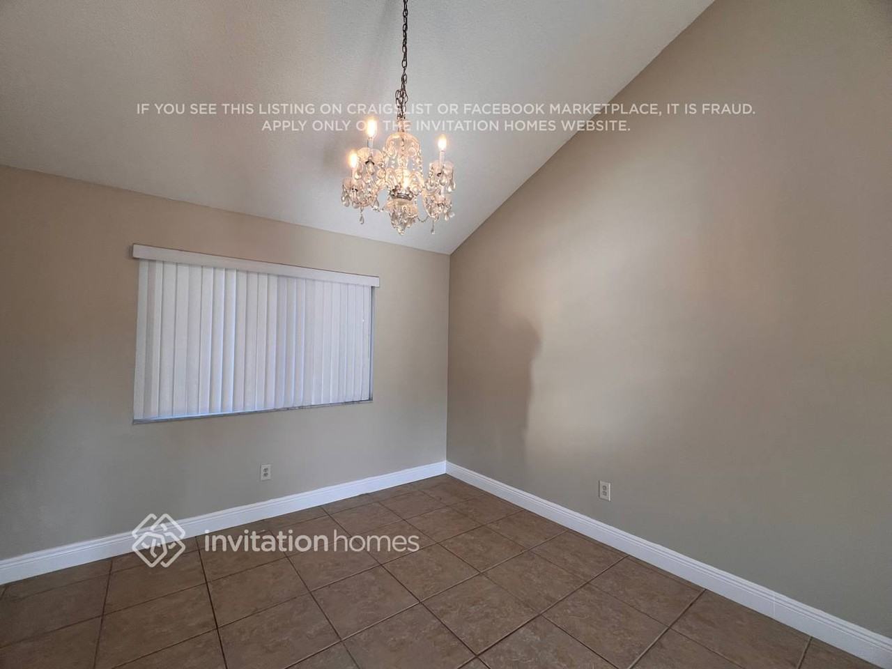 3925 Whittington Dr - Photo 3 of 13