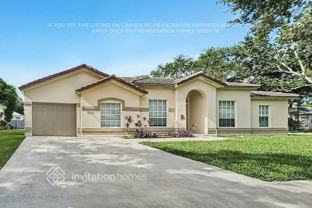 10698 Sw 20th Ct - Photo 1 of 1