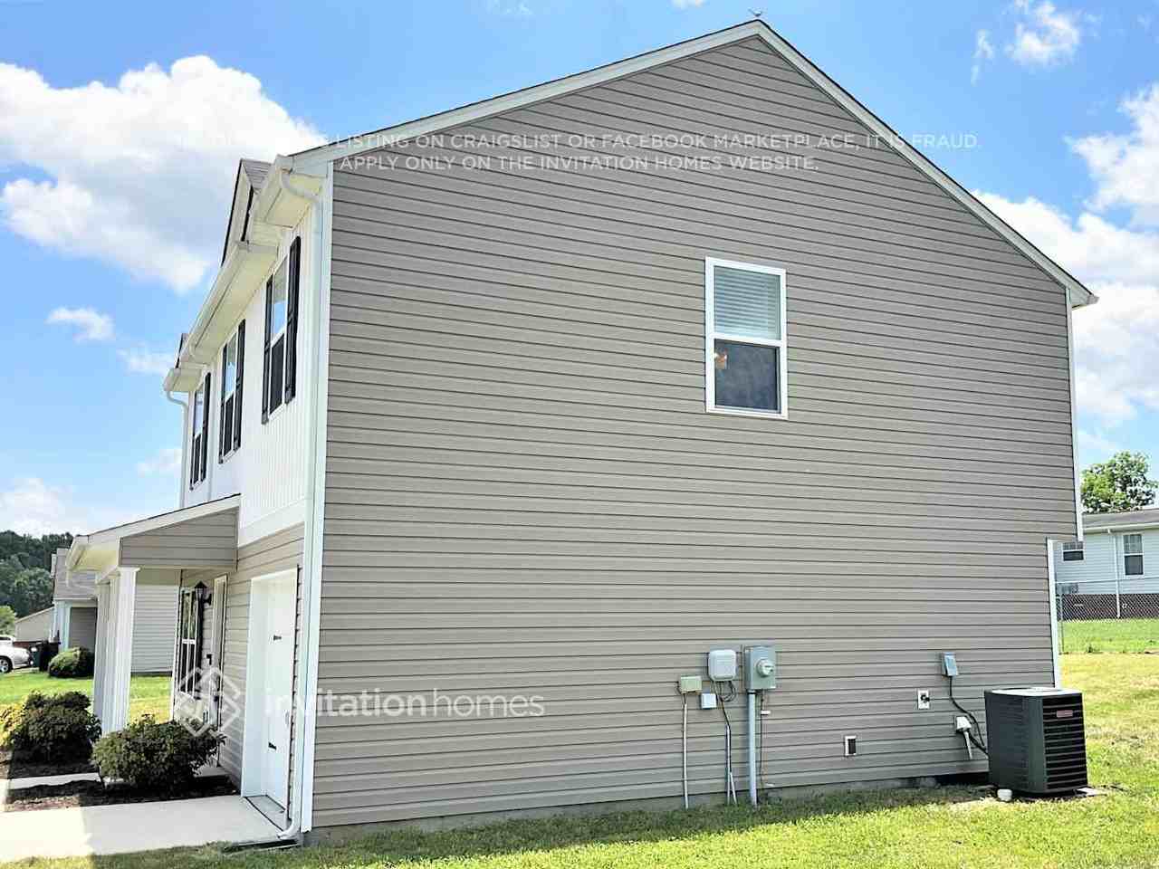 1357 Steven Dr - Photo 2 of 26