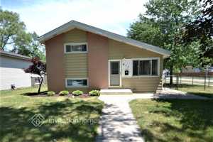 featured image of 611 N Bierman Ave