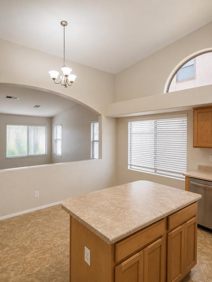 42376 W Chisholm Dr - Photo 6 of 25