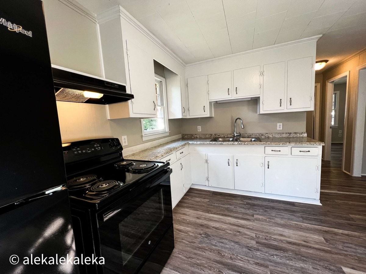 1006 E Devonshire St - Photo 6 of 17