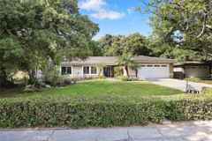 261 Oakhurst Ln - Photo 1 of 1