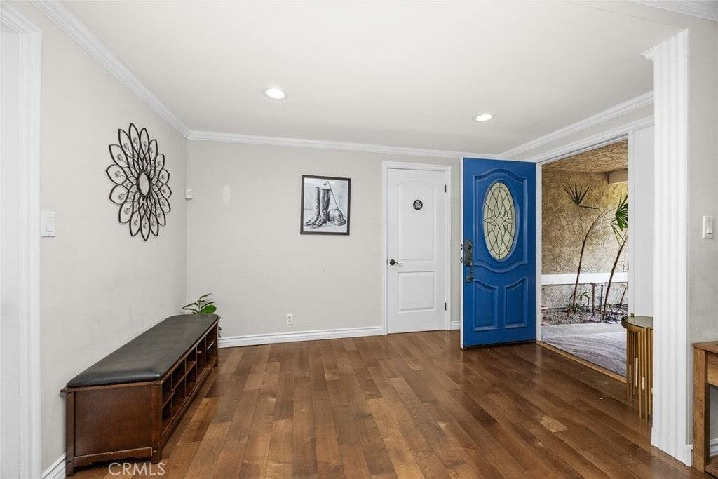 261 Oakhurst Ln - Photo 6 of 33