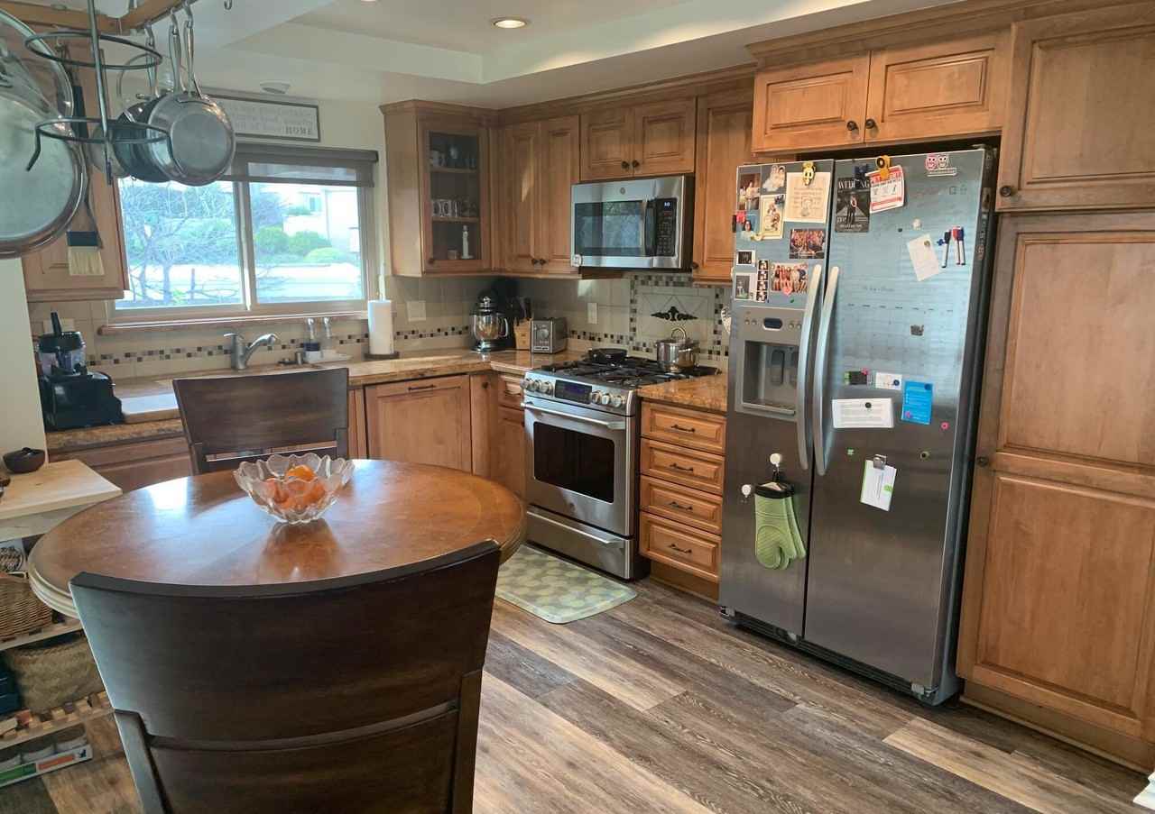 204 Estrellita Ln - Photo 4 of 29