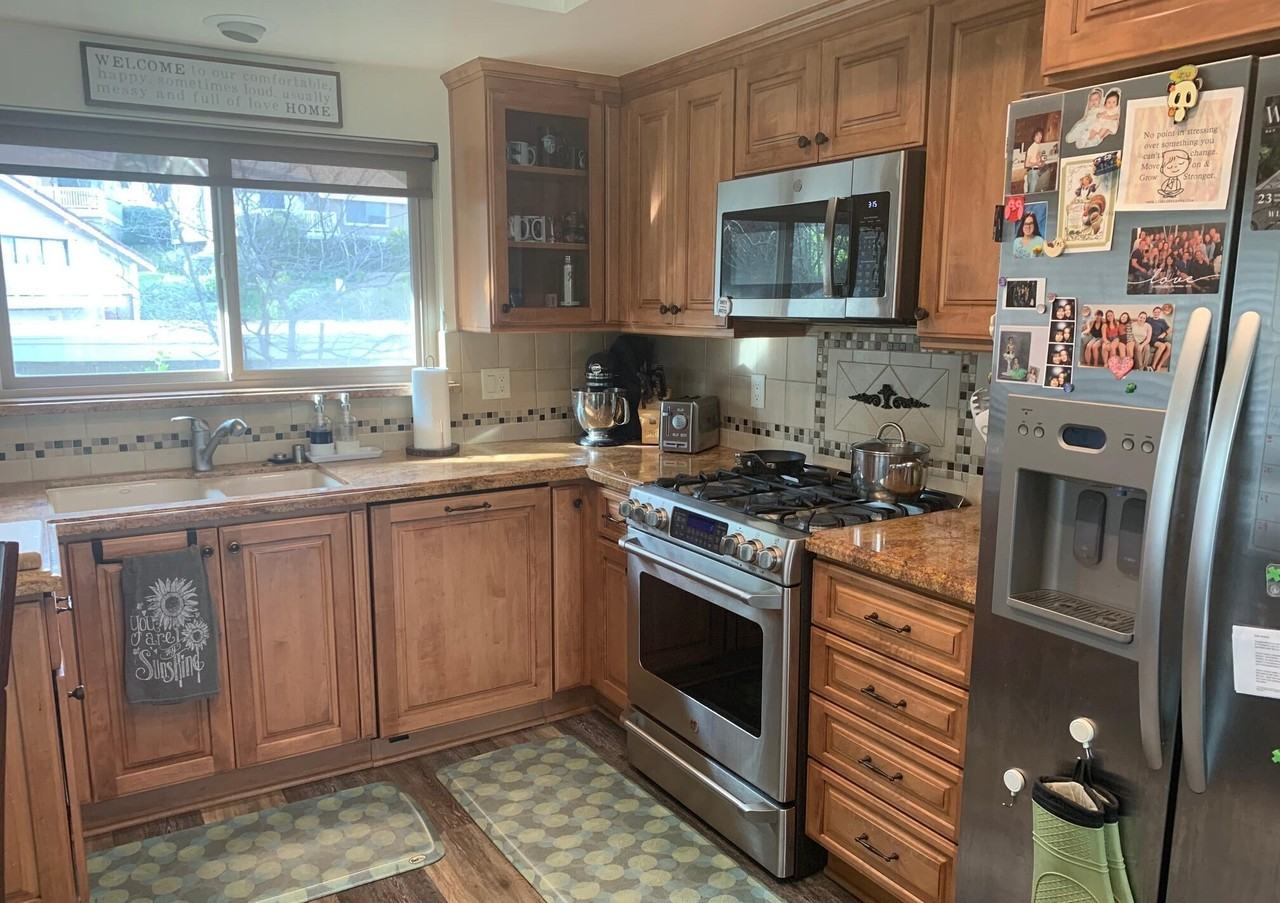 204 Estrellita Ln - Photo 5 of 29