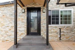 featured image of 1125 Stanley Ave