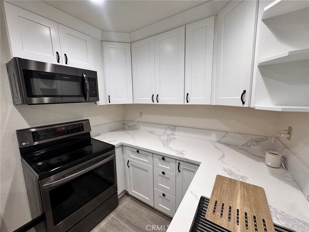 1159 Tivoli Ln - Photo 6 of 27