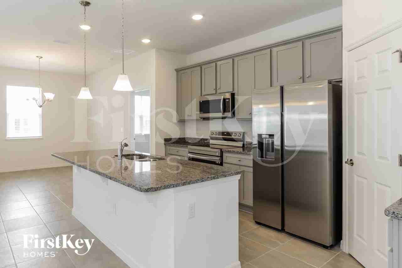 125 Windsor Reserve Dr - Photo 7 of 16