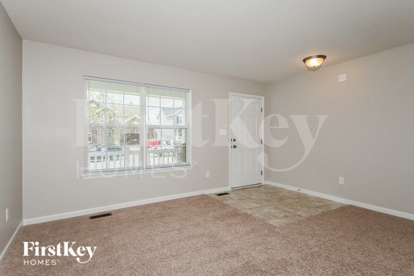 300 Dropseed Dr - Photo 5 of 18