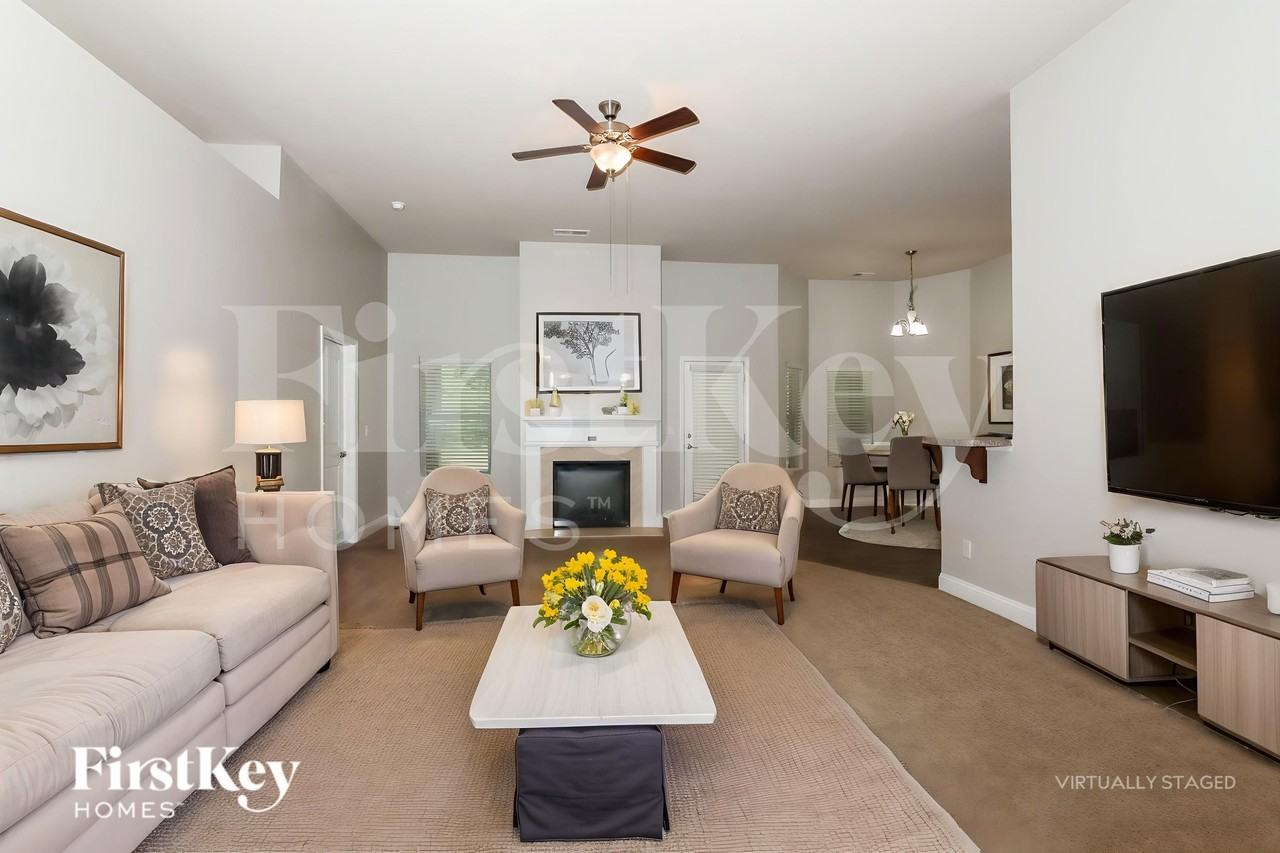 1000 Yorkshire Dr - Photo 3 of 19