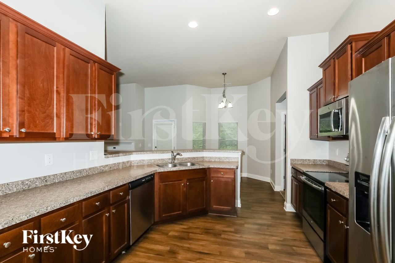 1000 Yorkshire Dr - Photo 7 of 19