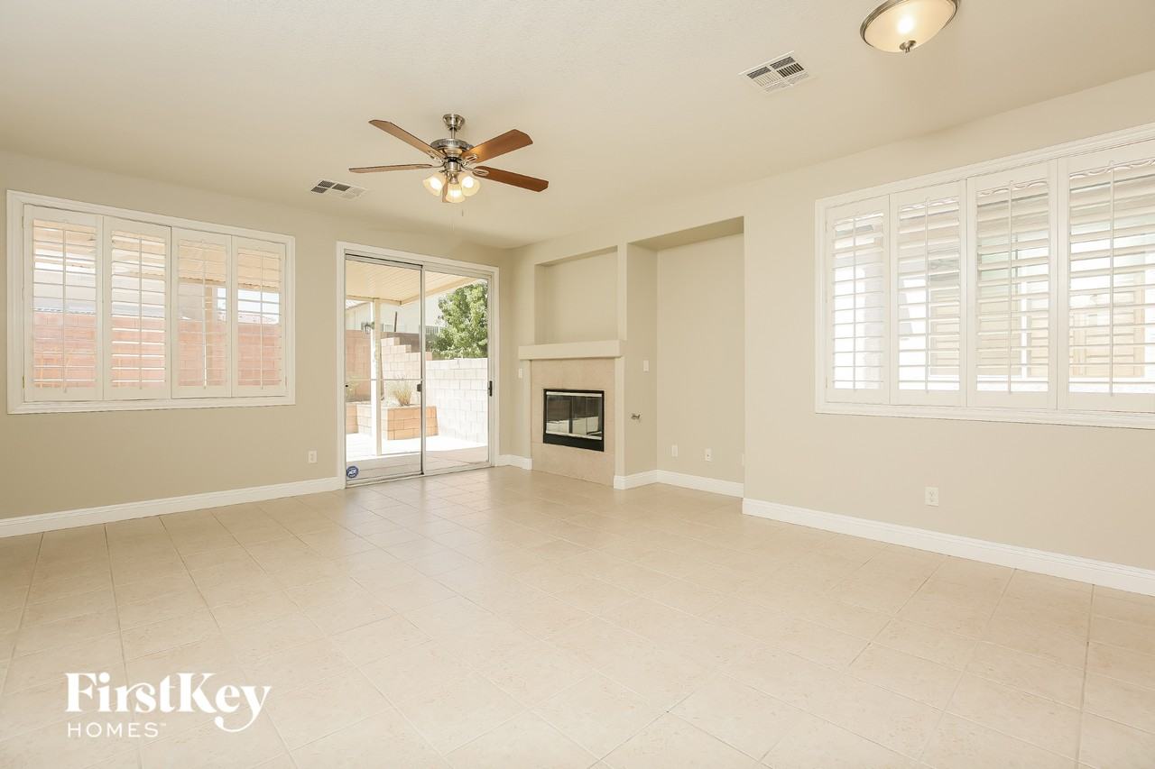 7671 Almond Blossom Ct - Photo 4 of 15