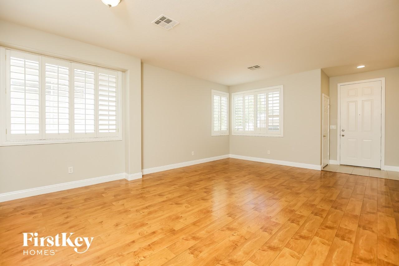 7671 Almond Blossom Ct - Photo 7 of 15