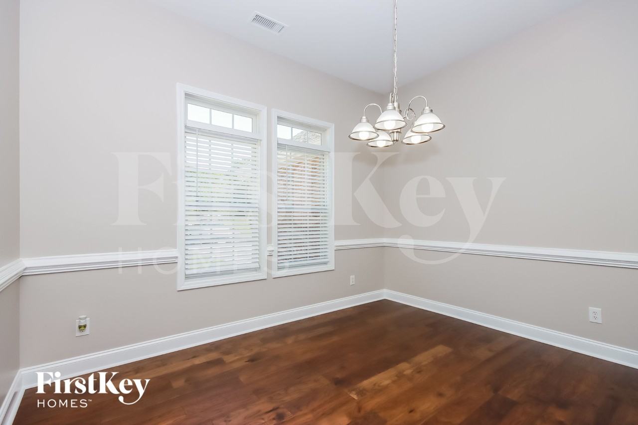 645 White Oaks Rd - Photo 6 of 16