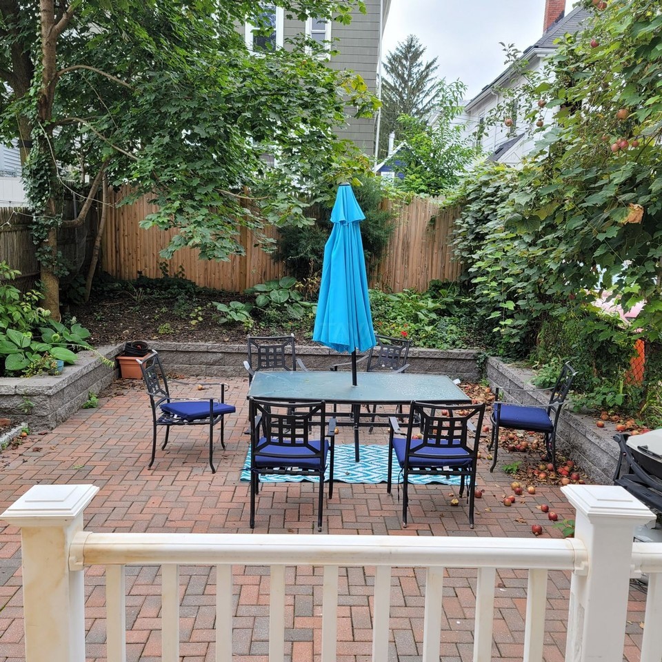 10 Whipple St #10 - Photo 4 of 17