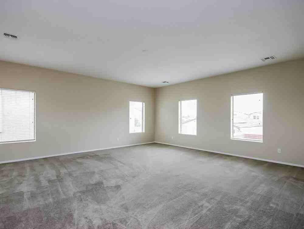 17606 W Bridger St - Photo 7 of 12