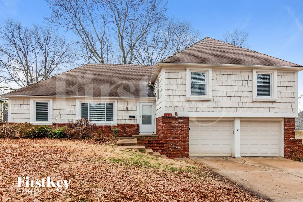 9613 Beverly Dr - Photo 2 of 15