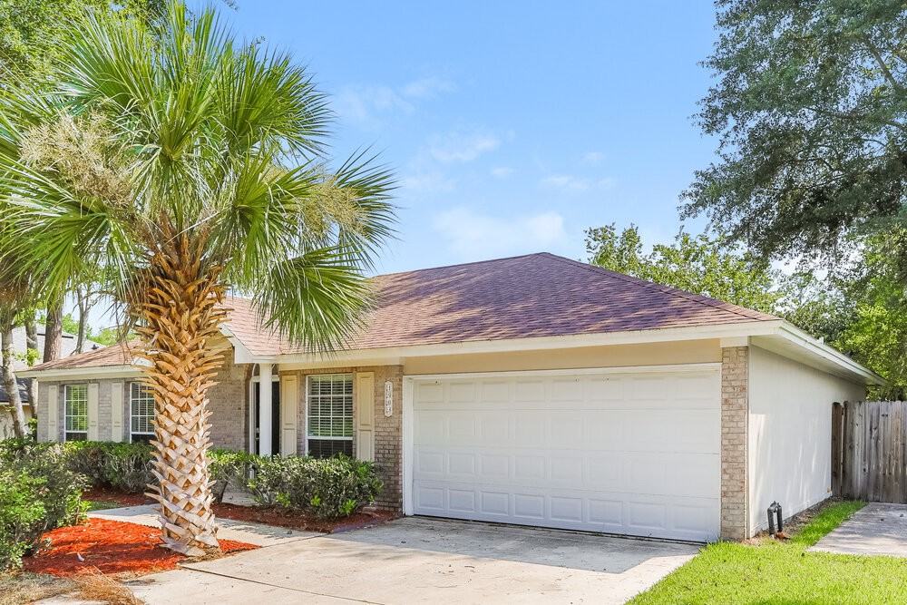 1903 Suwannee River Dr - Photo 4 of 16