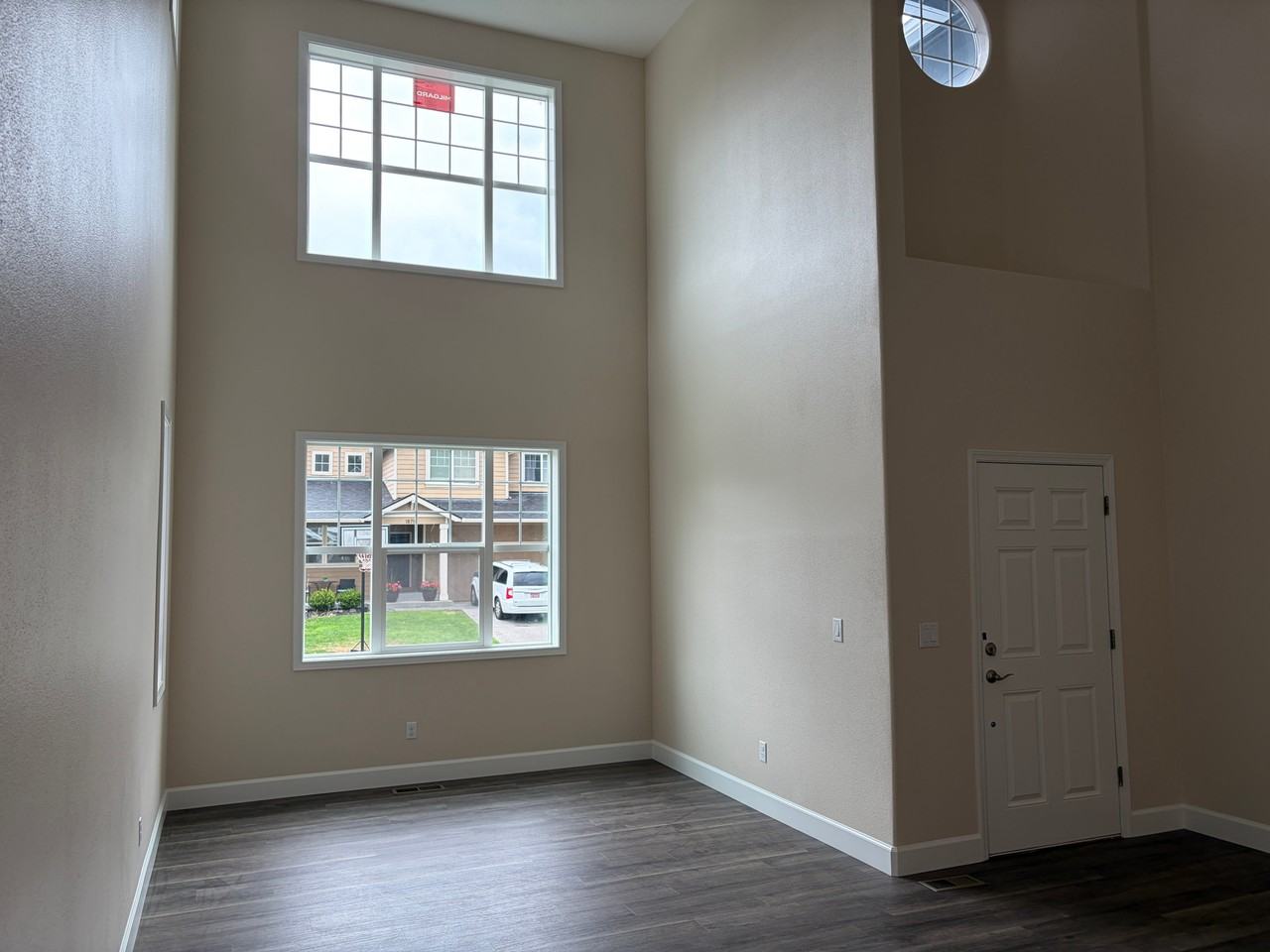 18709 Se 23rd St - Photo 2 of 11