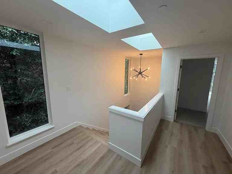 1718 Market St - Photo 3 of 15