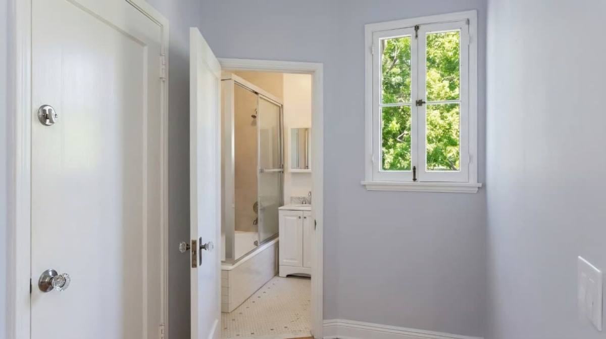 9037 Rangely Ave #5A - Photo 5 of 10