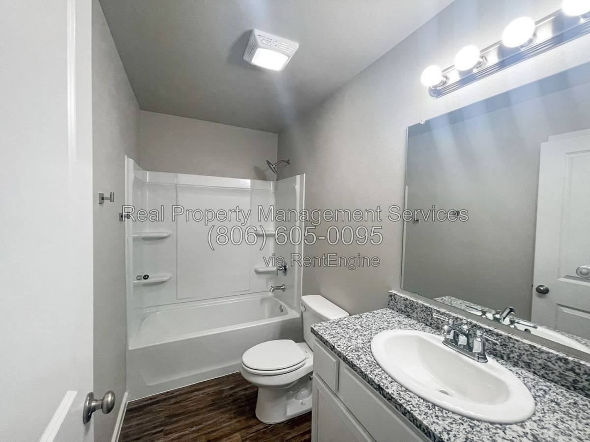 2101 N Avenue N #L - Photo 7 of 10